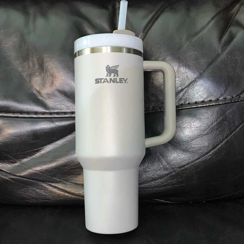 Stanly tumbler